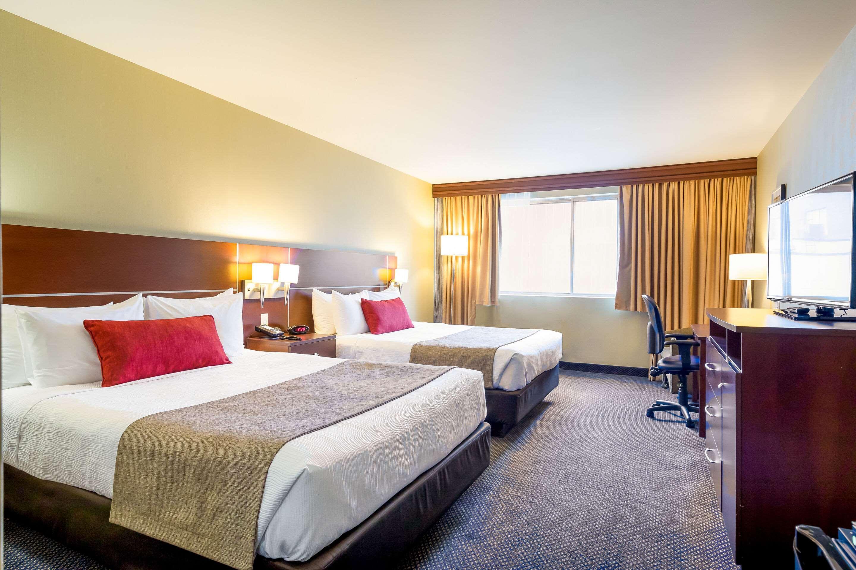 Quality & Hotel Brossard