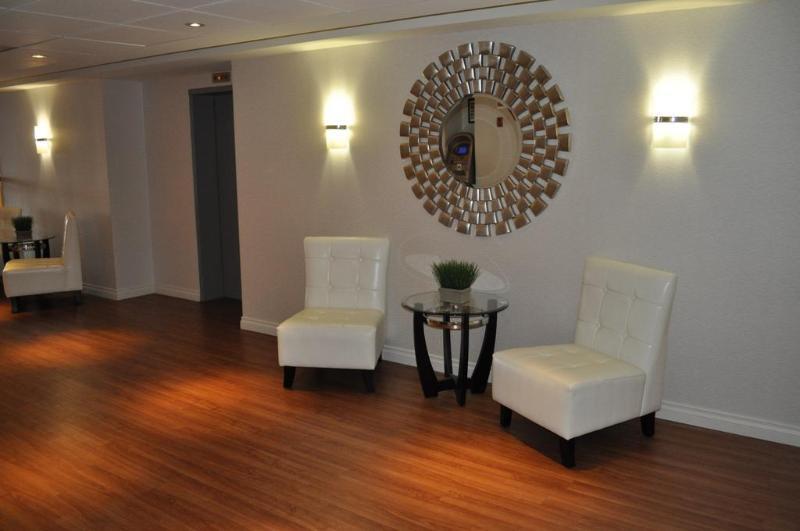 Quality & 3* Brossard